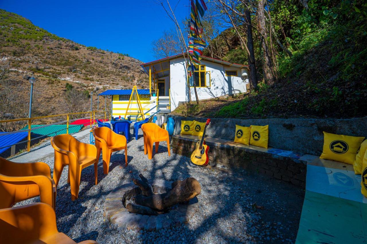 The Hosteller Mussoorie By The Streamside, Kempty Dış mekan fotoğraf