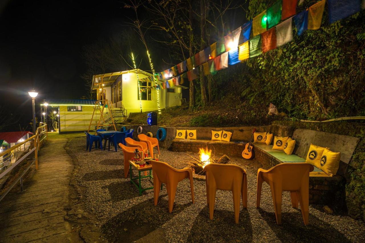 The Hosteller Mussoorie By The Streamside, Kempty Dış mekan fotoğraf